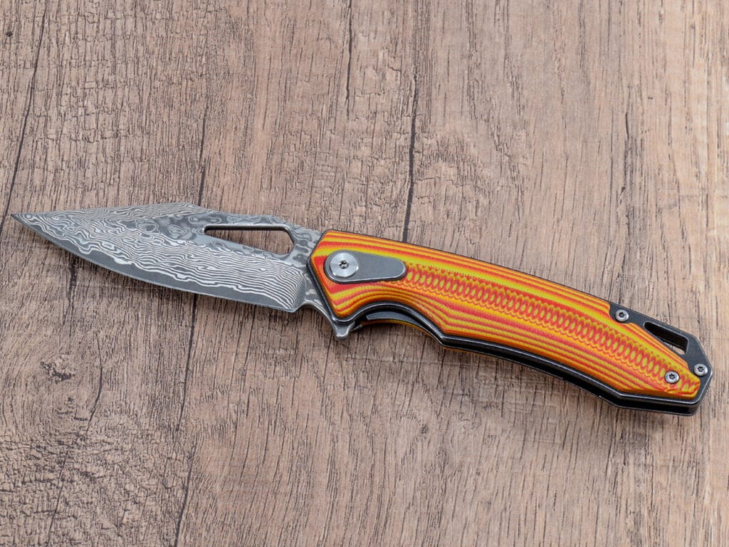 Aangepast Damascus vouwmes