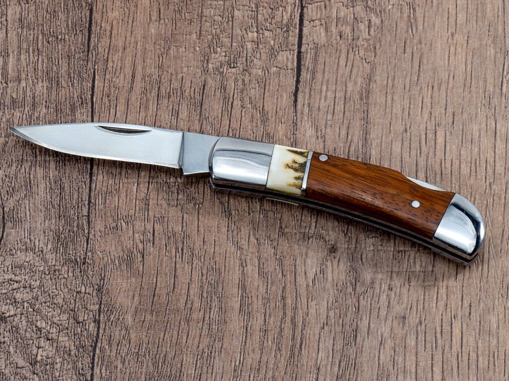 Navaja plegable EDC con cierre de seguridad