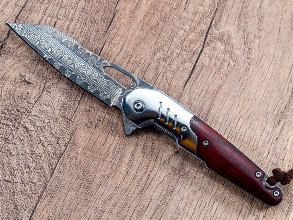 Damascus vouwmes met rozenhout